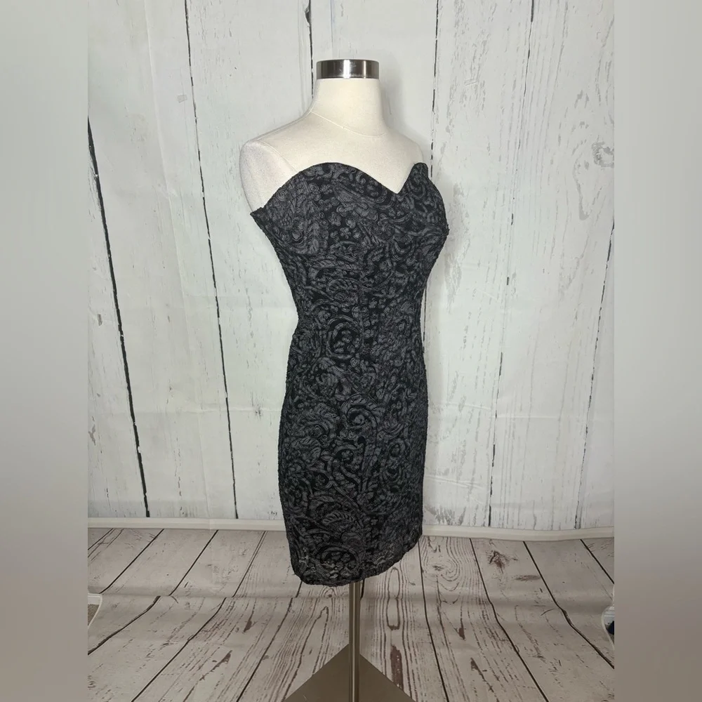 a'gaci Elegant Black Lace Midi Dress